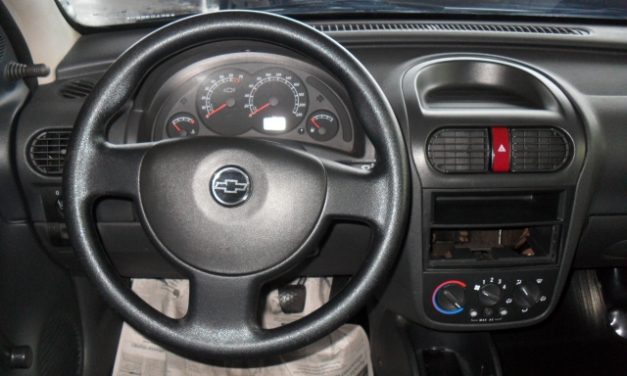 Corsa 2001 – Ficha técnica do motor