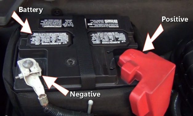 Qual é o positivo e o negativo de uma bateria?