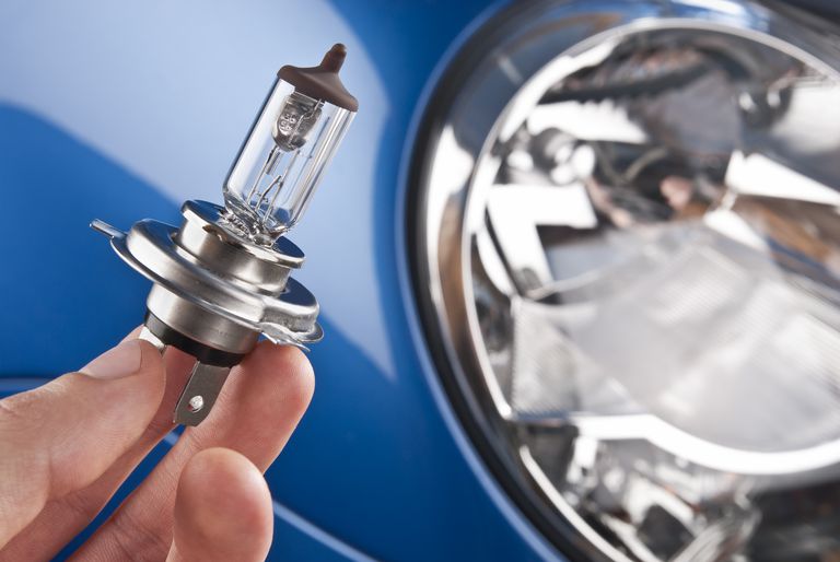 Quanto tempo dura uma lâmpada de carro?