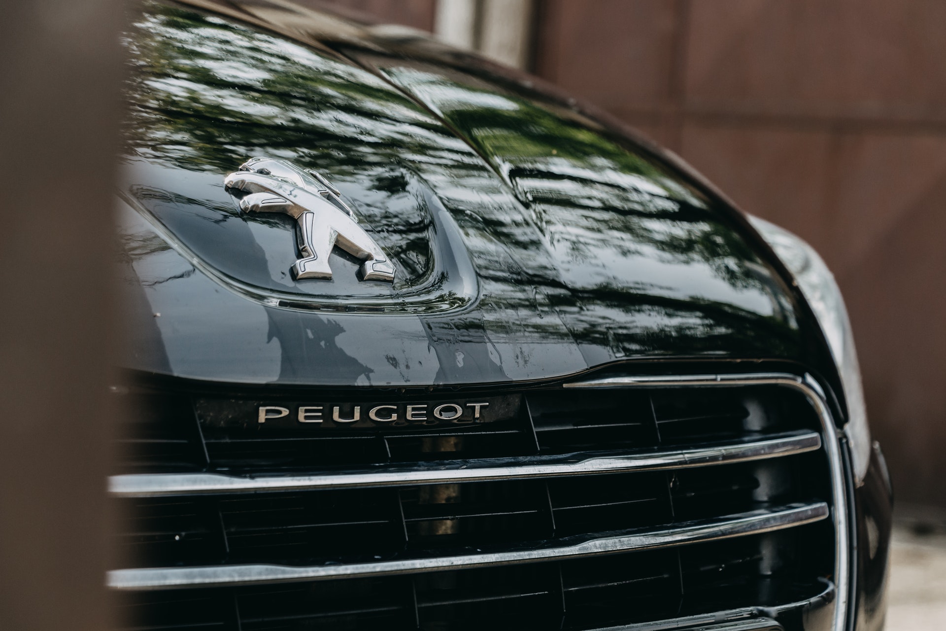 Fusíveis do Peugeot 207 Numeração e acessórios Mãos ao