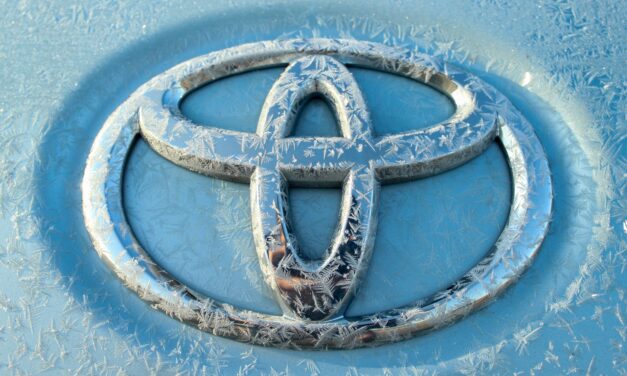Fusíveis do Toyota Corolla 2000